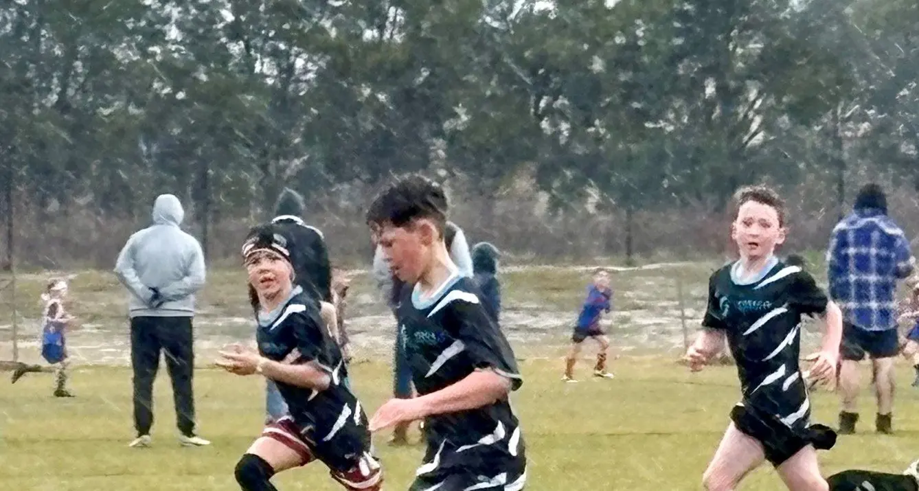 Mud, goals and grit as Thunder brave the elements