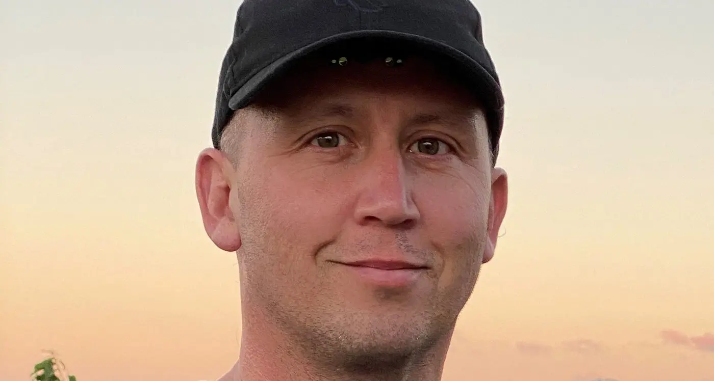 Engaging and elusive: Chris Anderson lands commission