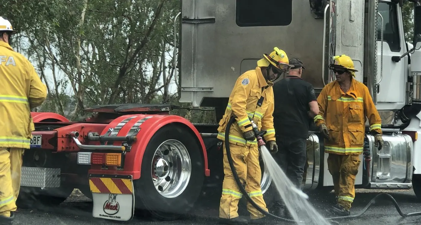 Truck fire holds up Hume