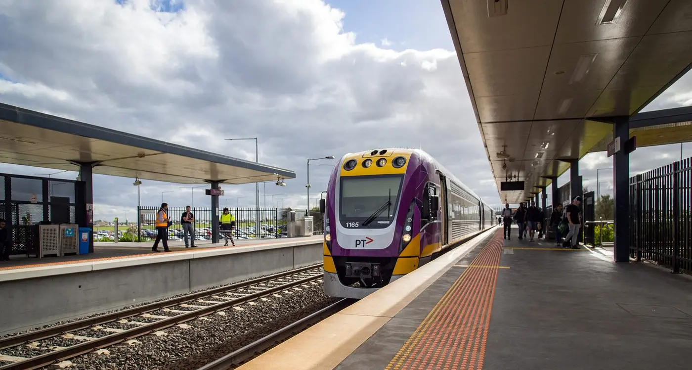 Don’t risk your life on the rail network