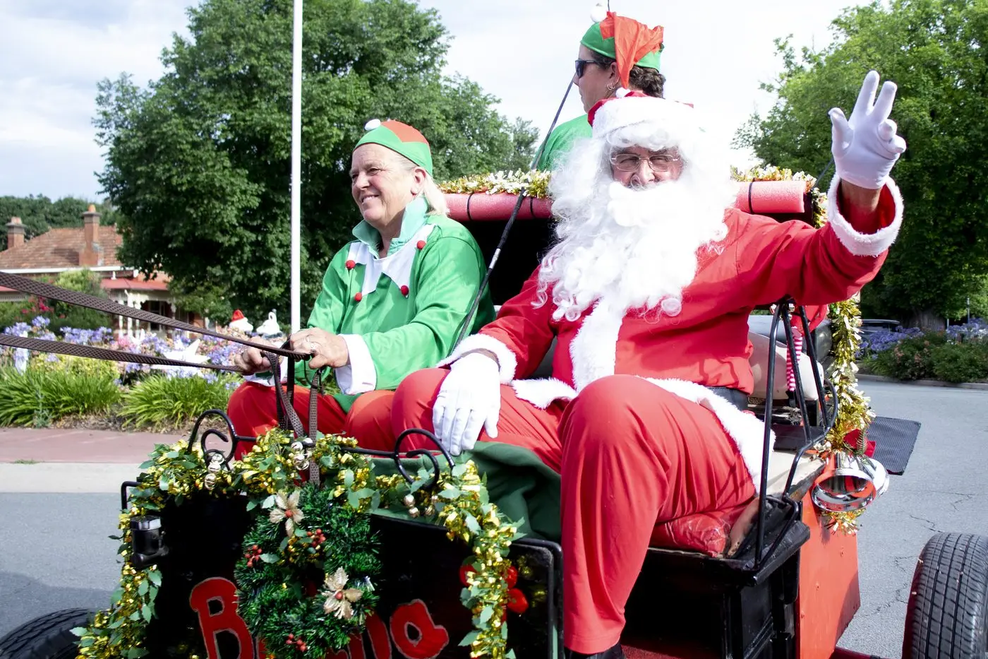 SANTA IN TOWN: Vanessa Hawkins and Santa at last year\\'s twilight market in Euroa. PHOTOS: Dale Mann