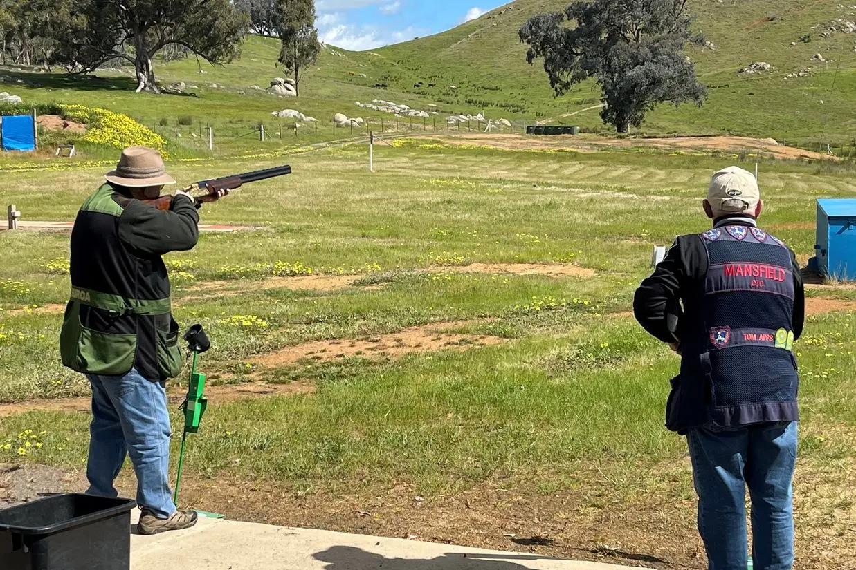 SHOOTING TO WIN: Rob Stackhouse shooting toward his overall win. Id:31928