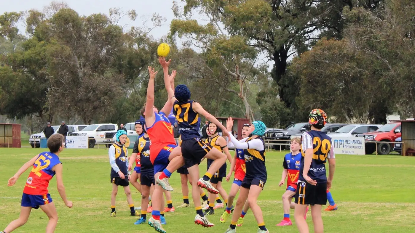 A Grade Towners hold Murchison to a thrilling draw