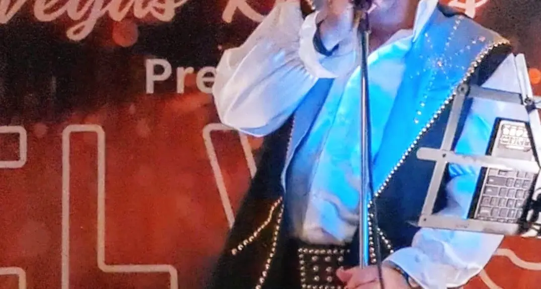 Karl Adams to perform live for Seniors festival