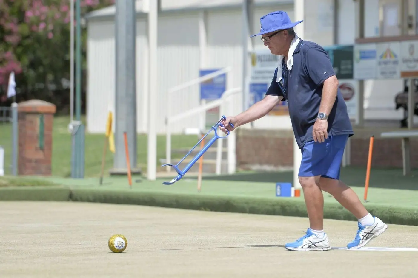 CHAMPION: Ken Sutcliffe once again is the king of the Euroa Bowls Club. PHOTO: Holly Daniels  Id:36360