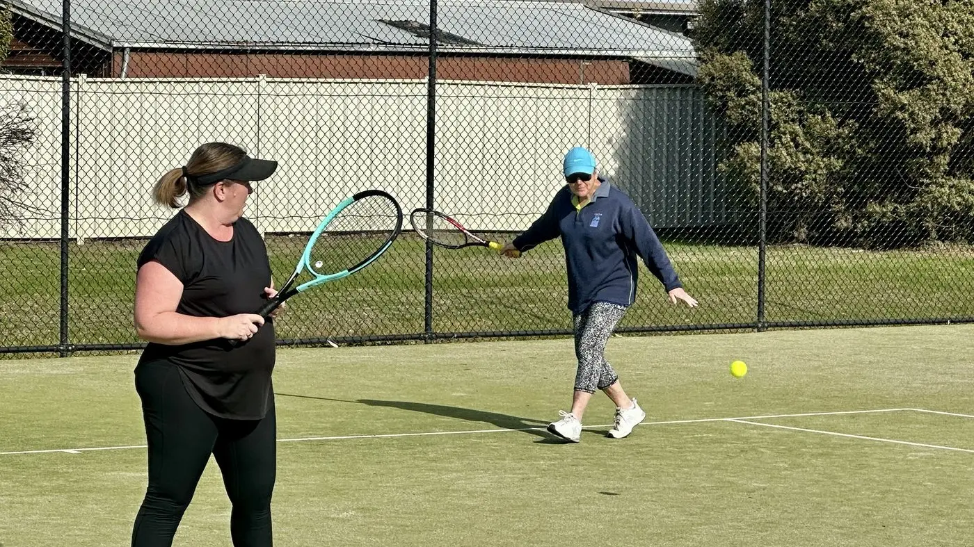 Euroa holds off Wappan in final sets to stay top of ladder