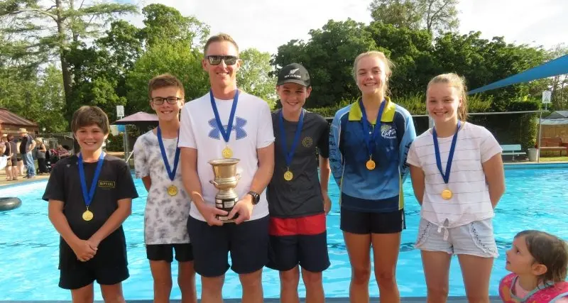 Fun and races in Violet Town for the Harris Cup