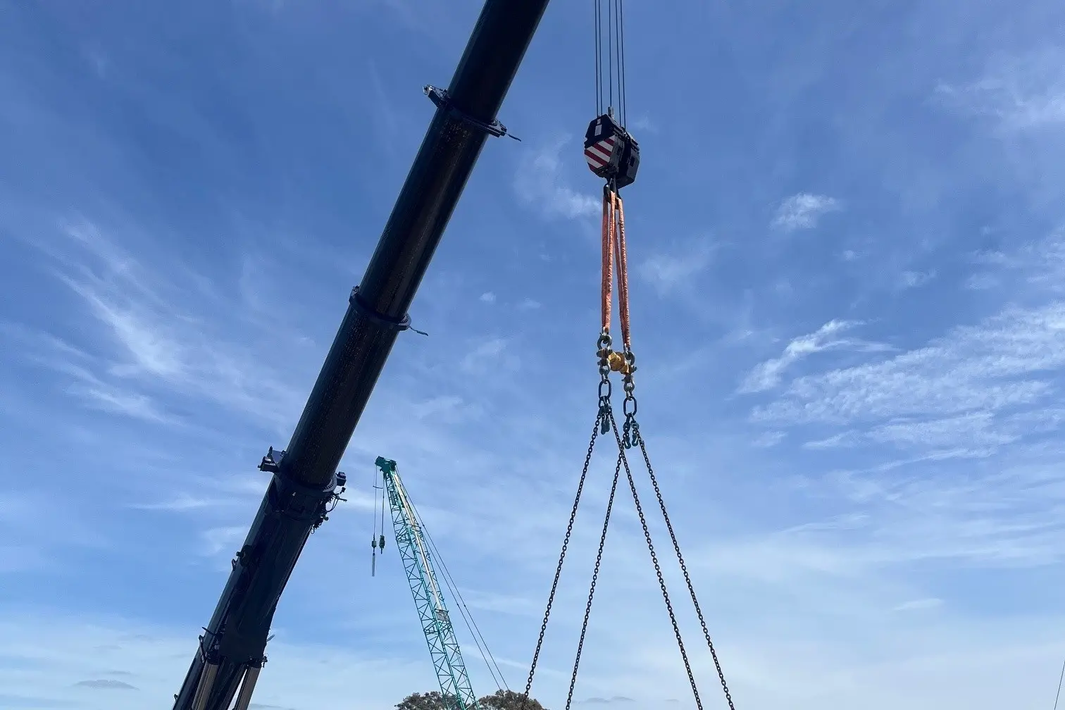 <p>BOBBY-THE-BOB: The final piece of \\'adult Lego\\' goes into place as Inland Rail starts its first underpass. PHOTO: Kim Flack</p>\\n