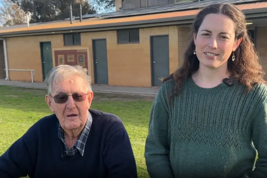 <p>HAPPY: Longwood Community Centre president Tom Brodie and secretary Rebecca Threlfall are excited about delivering the Emergency Preparedness project.</p>\\n