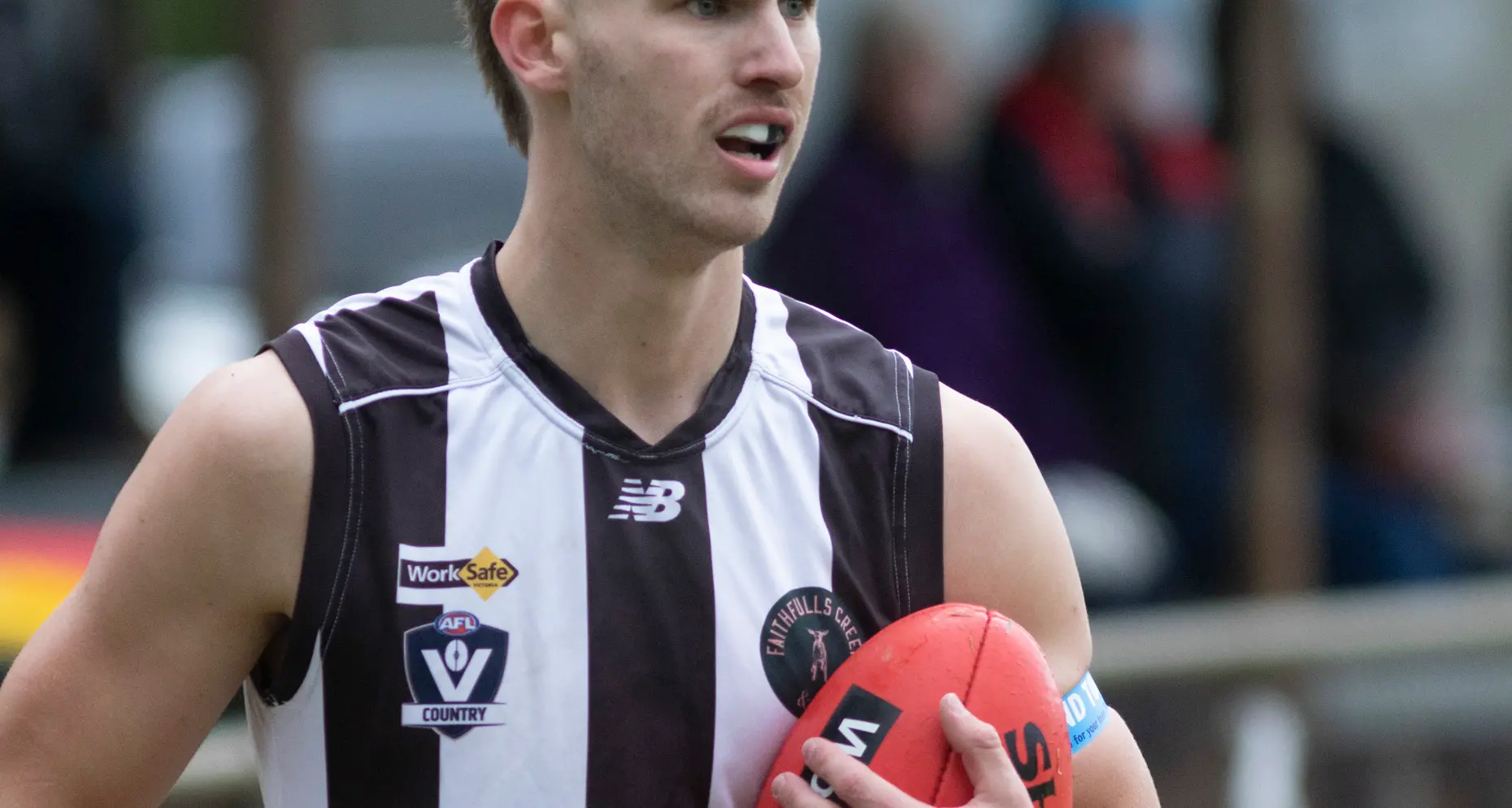 Magpies topple third-placed Seymour