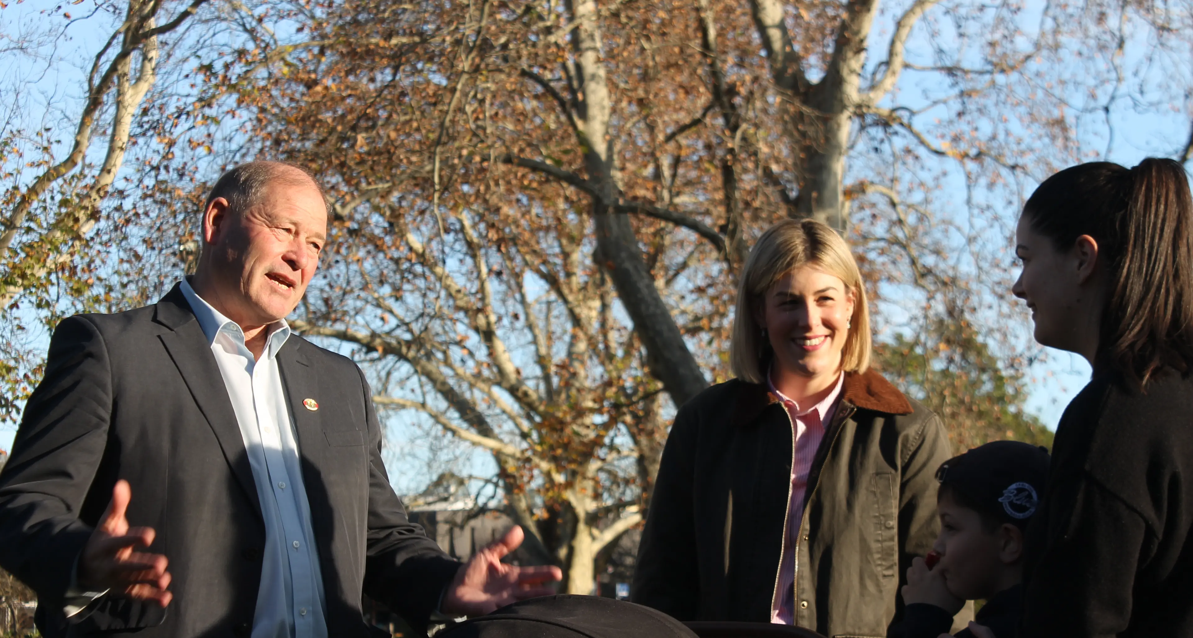 Pledge to return Country Roads and Bridges program