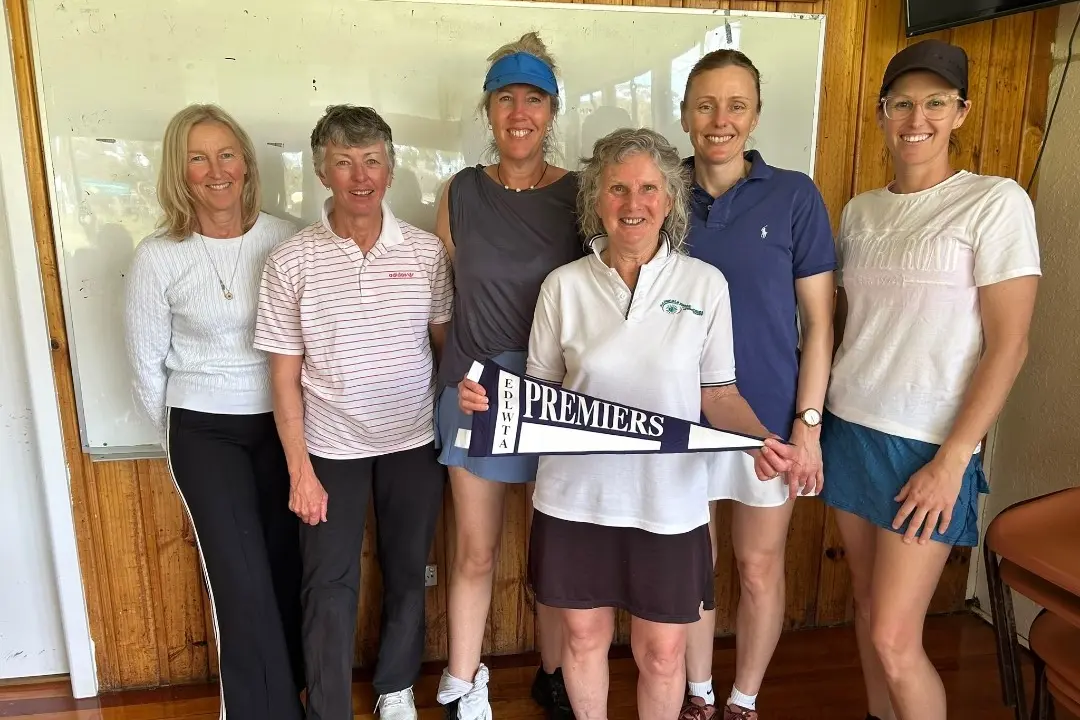 <p>WINNERS ARE GRINNERS: EDWLTA 2026 premiers Wappan celebrate their victory. Pictured are Carol Watts, Mary Reilly, Jenny Bell, Anna Speirs, Kimberley Marsden, and captain Rhonda Carpenter holding the premiership flag.</p>\\n