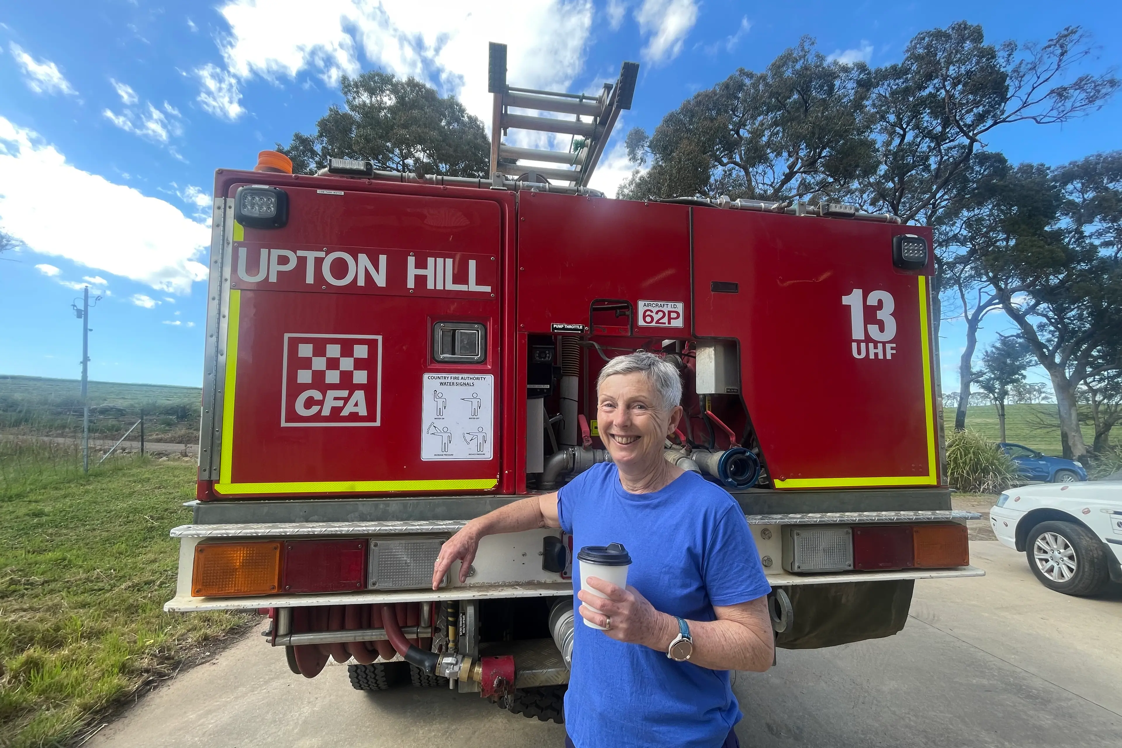 <p>EXPERIENCE SPEAKS: CFA volunteer Sue Kent relaxes at the Upton Hill shed on Sunday morning, where locals gathered as part of that brigade\\'s open day that incorporated the Get Fire Ready campaign. Many of those present had personally taken on the flames during last January\\u2019s fires when the front passed through Upton Hill. PHOTO: Andy Wilson</p>\\n